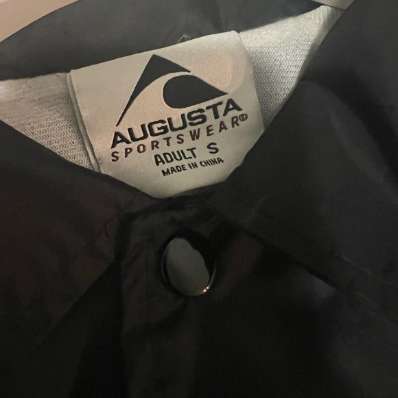 DRAKE OVO TOUR MERCH - SCORPION COACH JACKET - SIZE SMALL - Picture 4 of 4